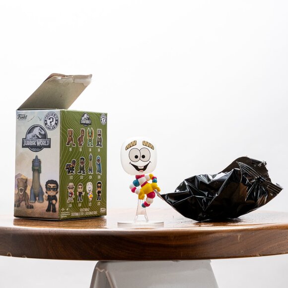 Funko Jurassic World Mystery Mini Mr. DNA 1/72 Rare - Picture 5 of 5